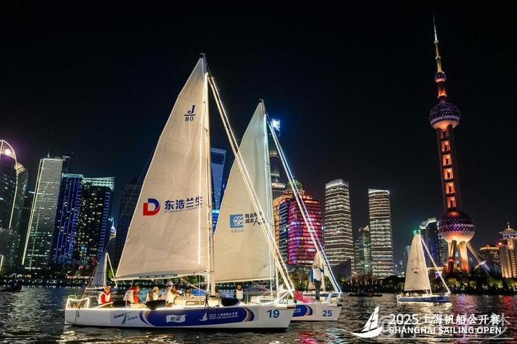 滴水湖上圆满结束:上海帆船公开赛完美落幕 滴水湖上圆满结束:上海帆船公开赛完美落幕