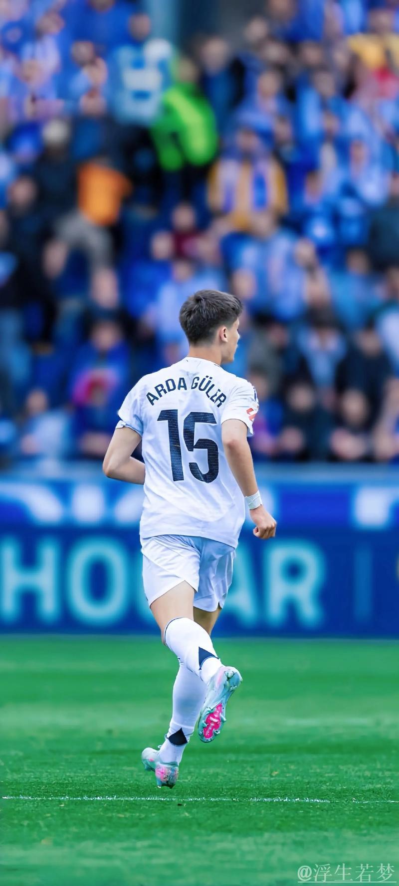 皇家马德里1-0再胜阿拉维斯!距榜首仅差4分,卡马文加精彩进球,姆巴佩红牌离场 皇家马德里1-0再胜阿拉维斯!距榜首仅差4分,卡马文加精彩进球,姆巴佩红牌离场